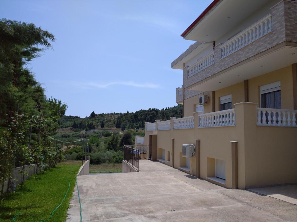 Apartments Vladimir Агиос Николаос Екстериор снимка