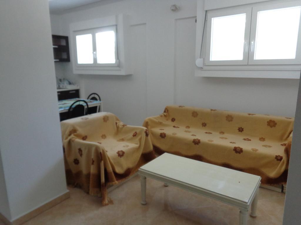 Apartments Vladimir Агиос Николаос Екстериор снимка