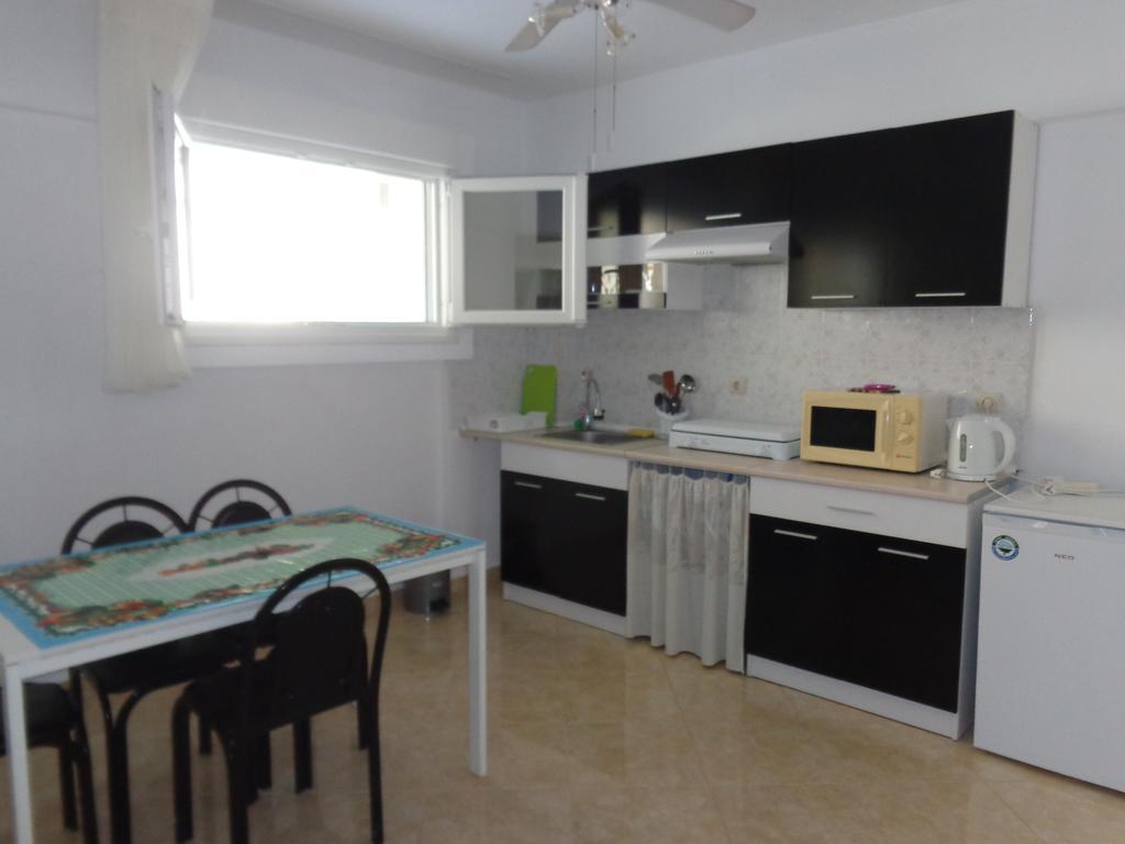 Apartments Vladimir Агиос Николаос Екстериор снимка