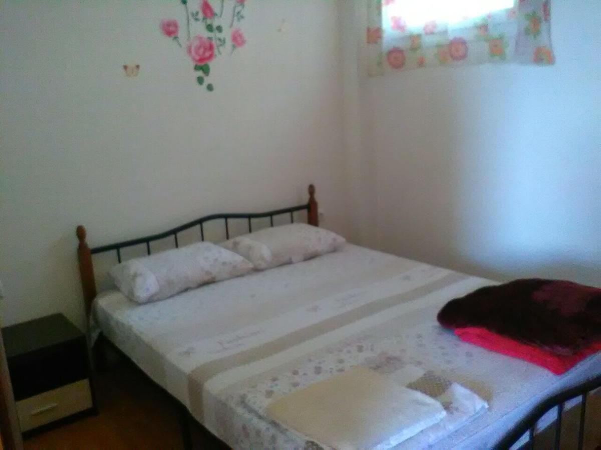 Apartments Vladimir Агиос Николаос Екстериор снимка