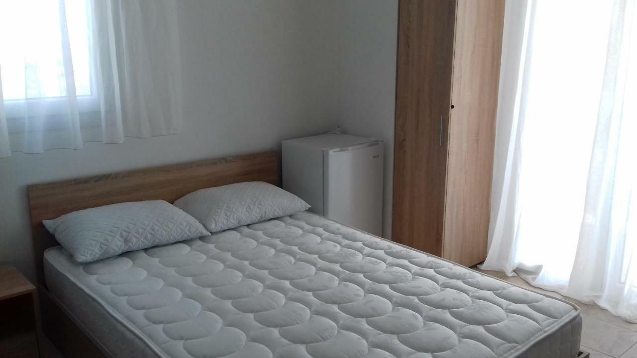 Apartments Vladimir Агиос Николаос Екстериор снимка