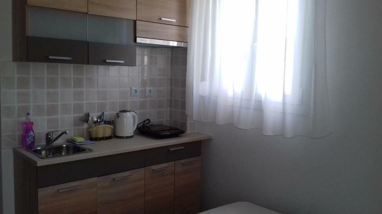 Apartments Vladimir Агиос Николаос Екстериор снимка