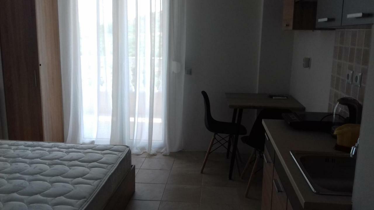 Apartments Vladimir Агиос Николаос Екстериор снимка