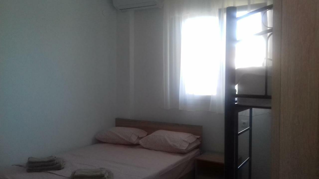 Apartments Vladimir Агиос Николаос Екстериор снимка