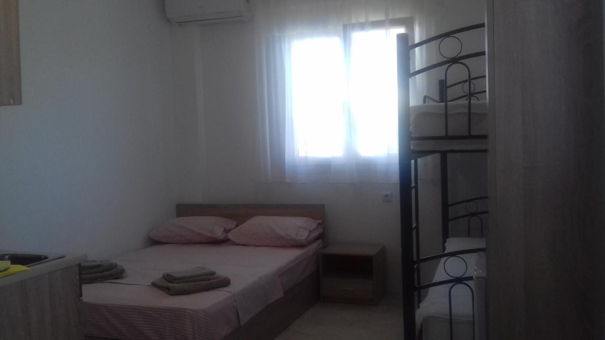 Apartments Vladimir Агиос Николаос Екстериор снимка